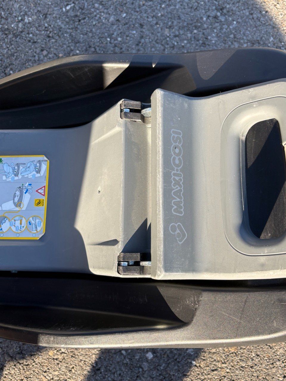 Maxi-Cosi Sièges auto: Maxi Cosi FamilyFix mit Isofix – D'occasion à Ruswil par Tigerfighter7 2