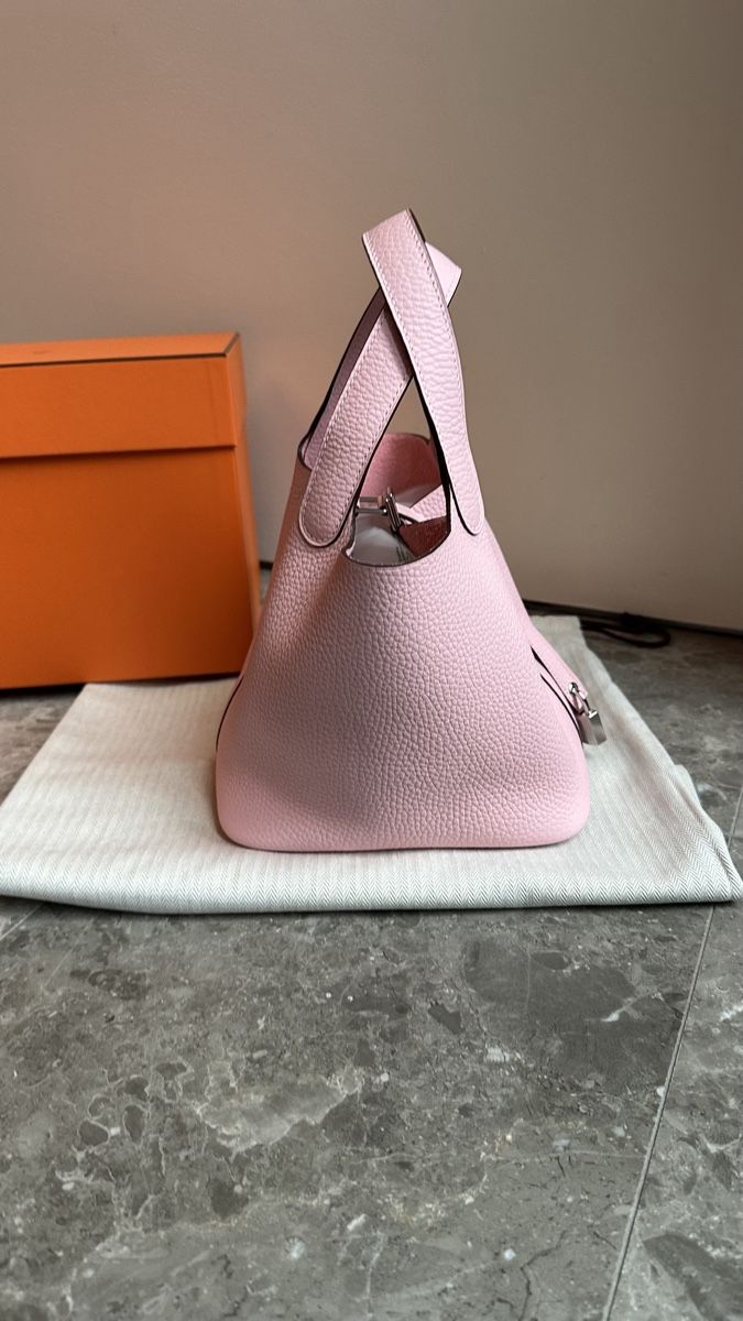 Hermès Sacs femmes: Hermes picotin 18 rose Sakura  – Neuf (Voir description) à Paradiso par Under_sun 1