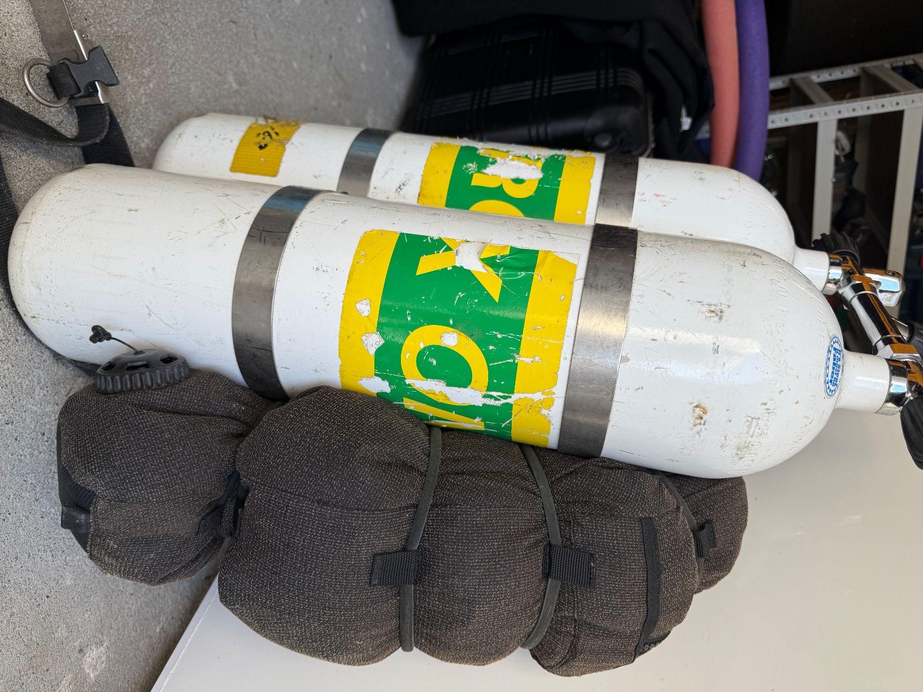 Bombole da sub: Tauchflaschen Doppelsystem Wingjacket Divesystem – Usato da Seelisberg venduto da Kauffreude123 1
