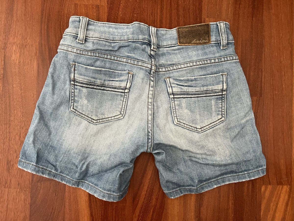 Pantaloni: Coole Denim Shorts – Usato da Basel venduto da shirley_gold 1