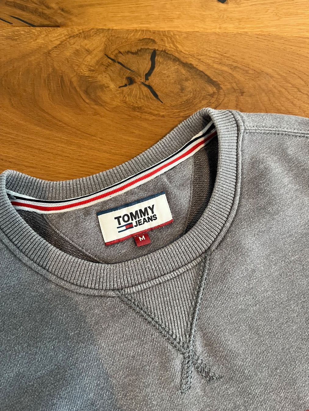 Tommy Hilfiger Maglioni & Felpe: Tommy Hilfiger Sweatshirt Gr M – Usato da Muotathal venduto da sch_h6cz 1