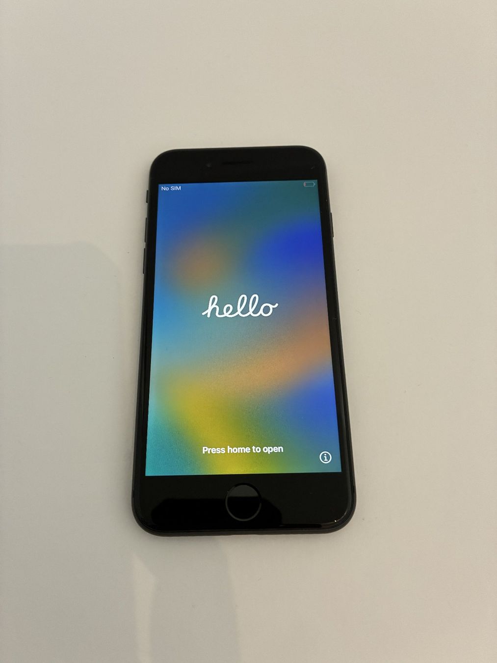 Apple Portables: iPhone8 128GB Space Gray – D'occasion à Adliswil par CeeJay72