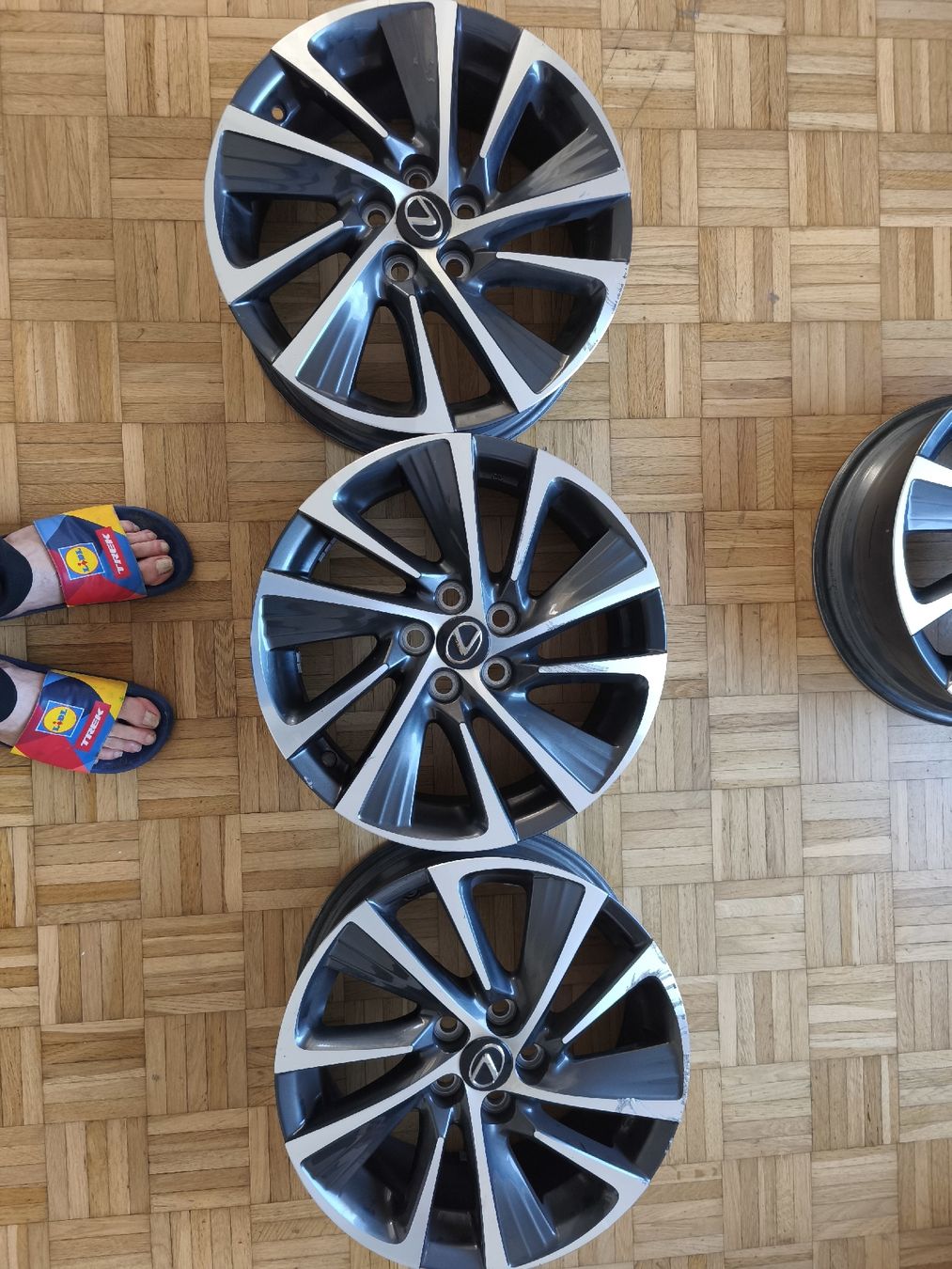 Lexus Cerchioni: Lexus Felgen, 16x6J – Usato da Pratteln venduto da edm_h7pw 5