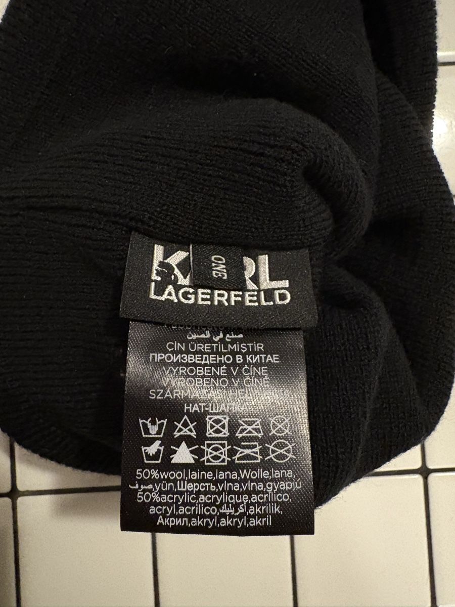 Karl Lagerfeld Copricapi, berretti & cappellini: Bonnet Karl Lagerfeld – Usato da Oron-la-Ville venduto da bad_hhr8 2