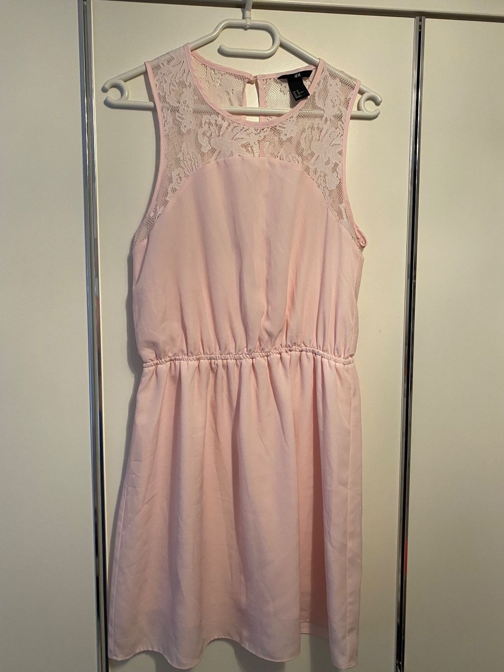 H&M Vestiti: Damen Kleid von H&M gr.40 – Usato da Pfungen venduto da Sheki56