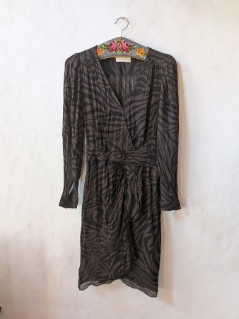 Schönes langärmliges Kleid von ba&sh