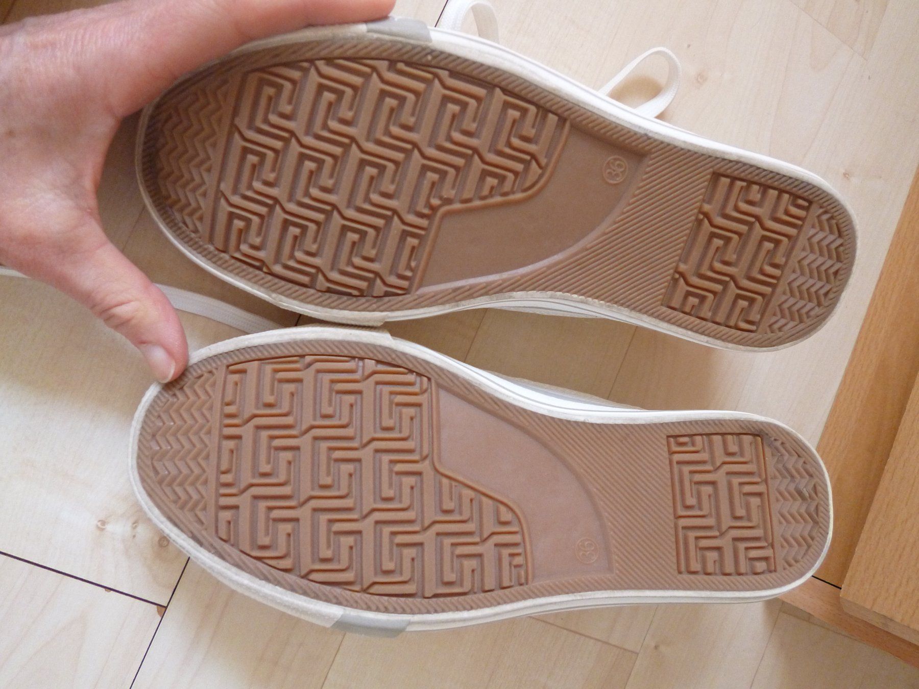 Mustang Scarpe per ragazze: weisse MUSTANG Turnschuhe  Sneaker  Gr. 36 – Usato da Dättlikon venduto da Mamakuga 5