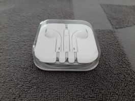 Apple Ear Pods