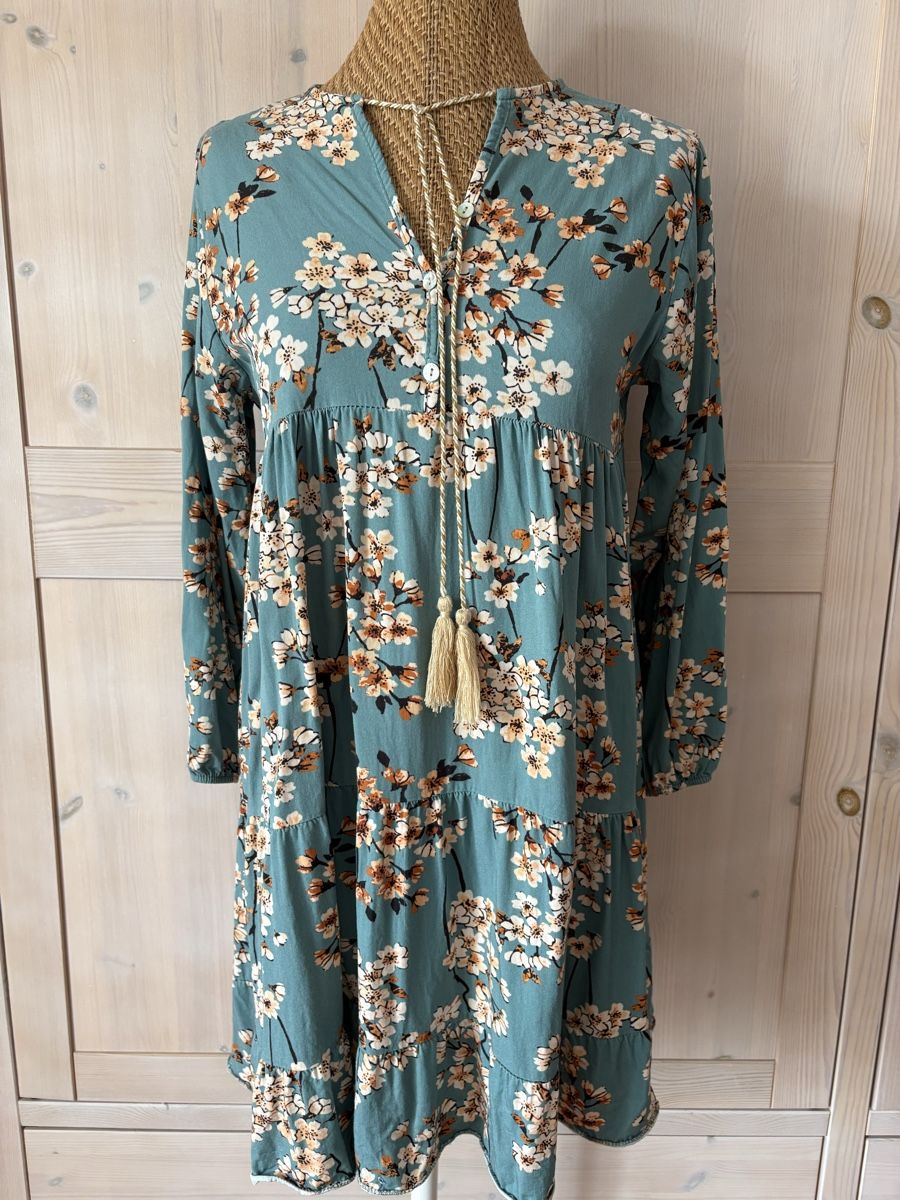 Vestiti: Kleid Gr. M/L mit Kirschenblüten – Usato da Baden venduto da jdif 1
