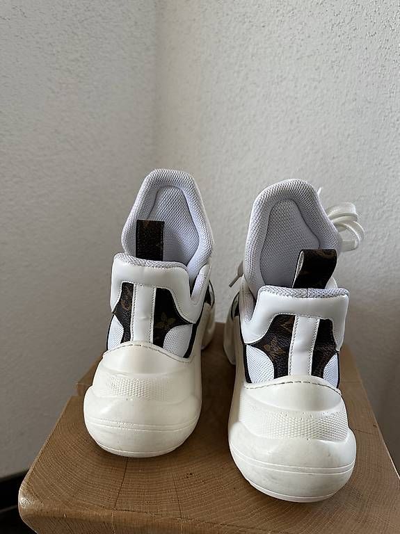 Damenschuhe: Sneaker Archlight, Gr 37 – Gebraucht aus Bazenheid von ManilaGrace 2