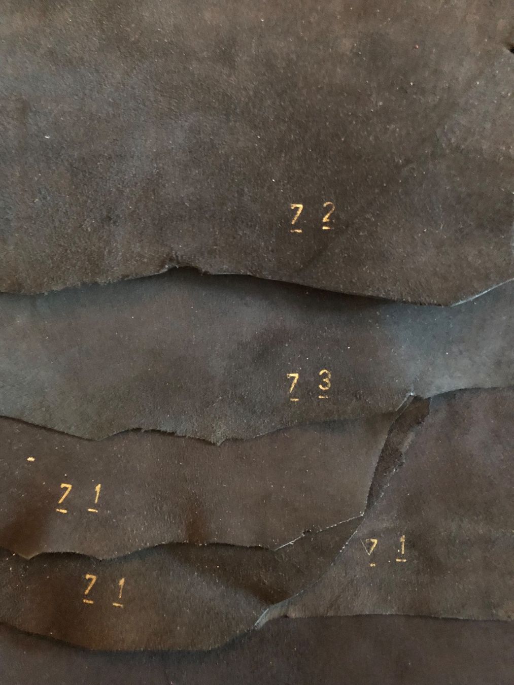 Tessuti: Leder Felle – Nuovo e nell'imballaggio originale da Obergösgen venduto da Camaro_zl1 4