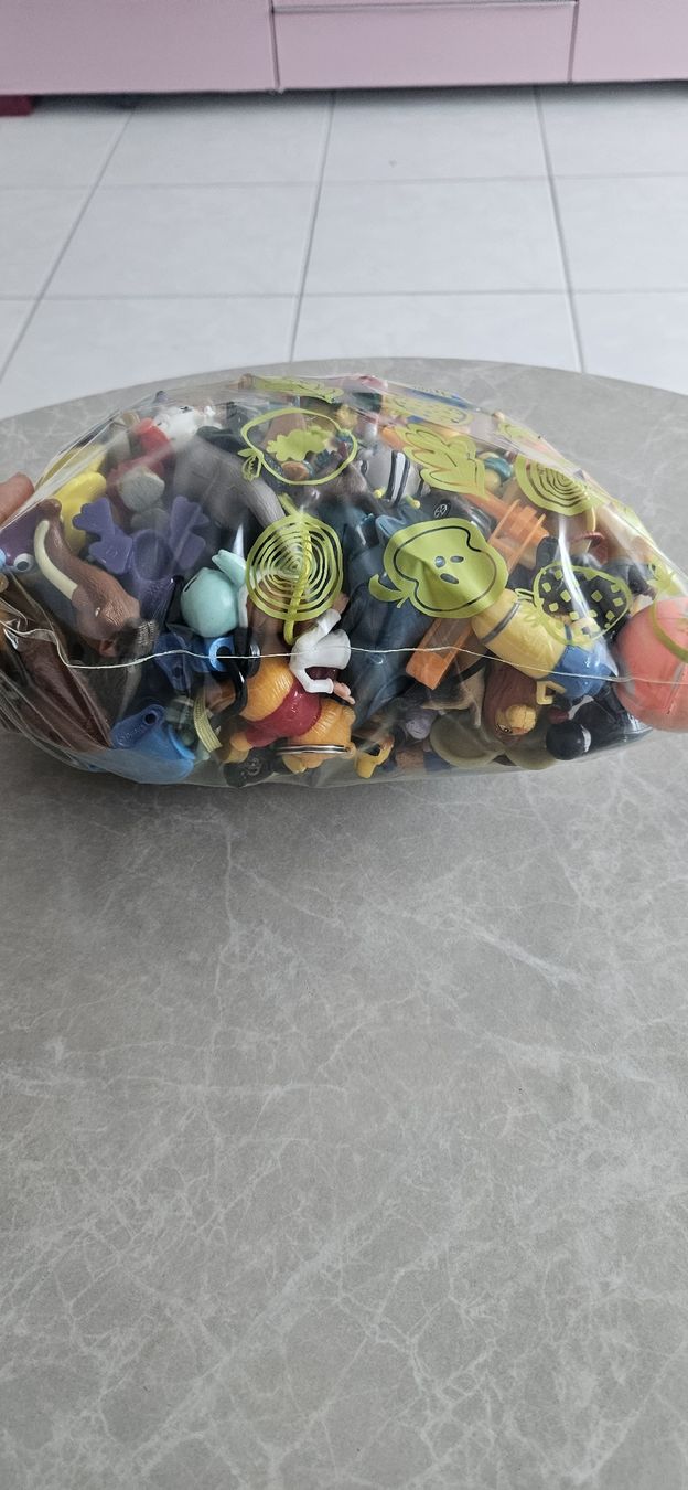 Disney Spielzeuge: Figuren disney, usw divers – Gebraucht aus Schlieren von Disneylover 2