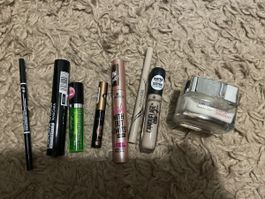 Kosmetik-Set: Mascara, Concealer, Augenbrauenstift & Creme!