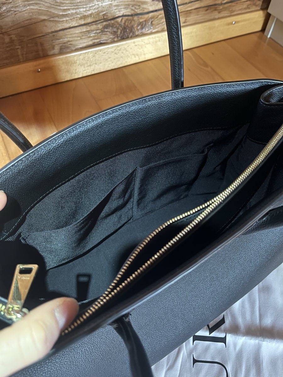 Furla Sacs femmes: Ledertasche Furla – D'occasion à Holzhäusern ZG par sto_x2m7 4