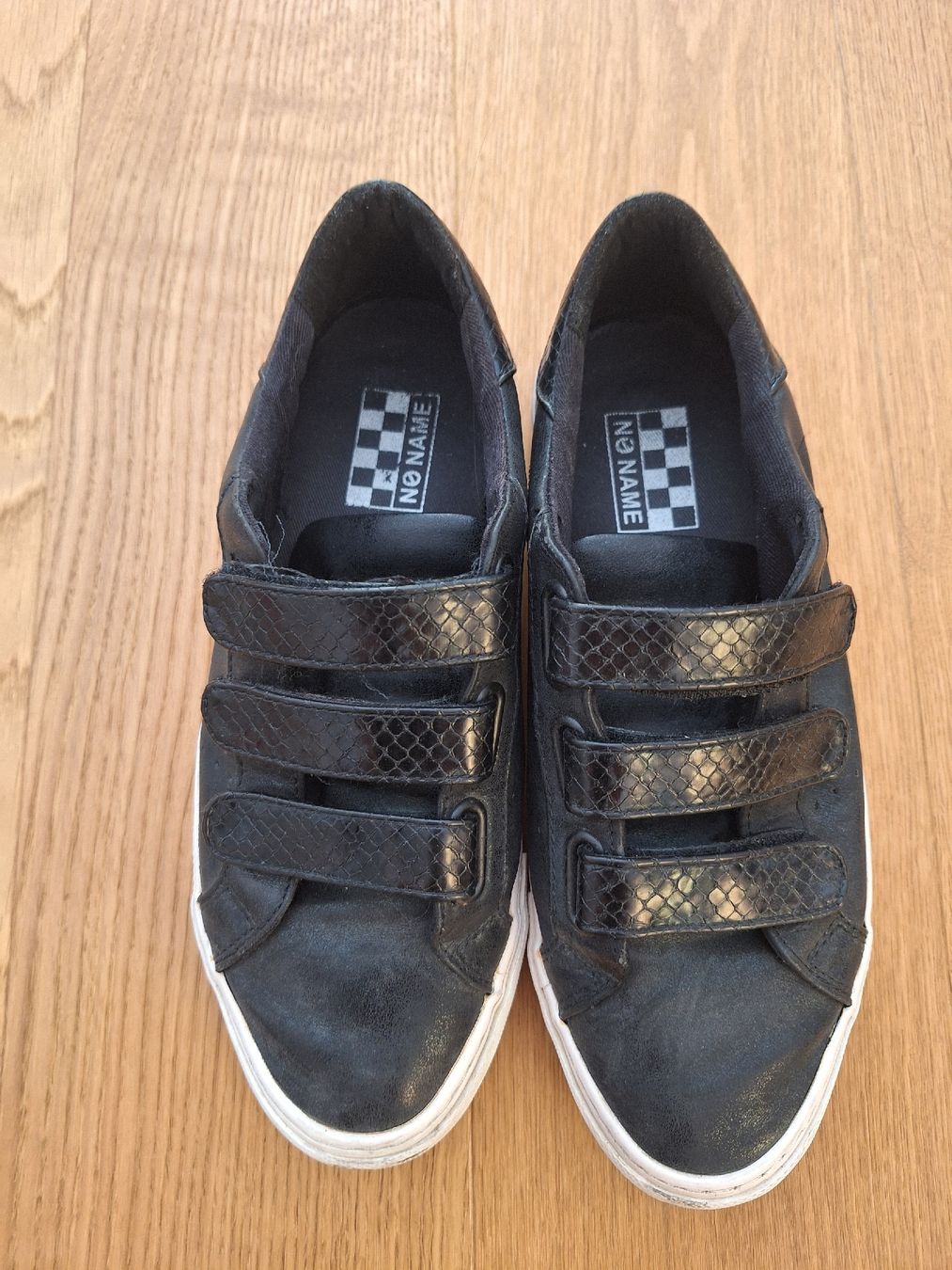 Scarpe da donna: No Name schwarze Sneaker, Gr. 38 – Usato da Thalwil venduto da ivi010