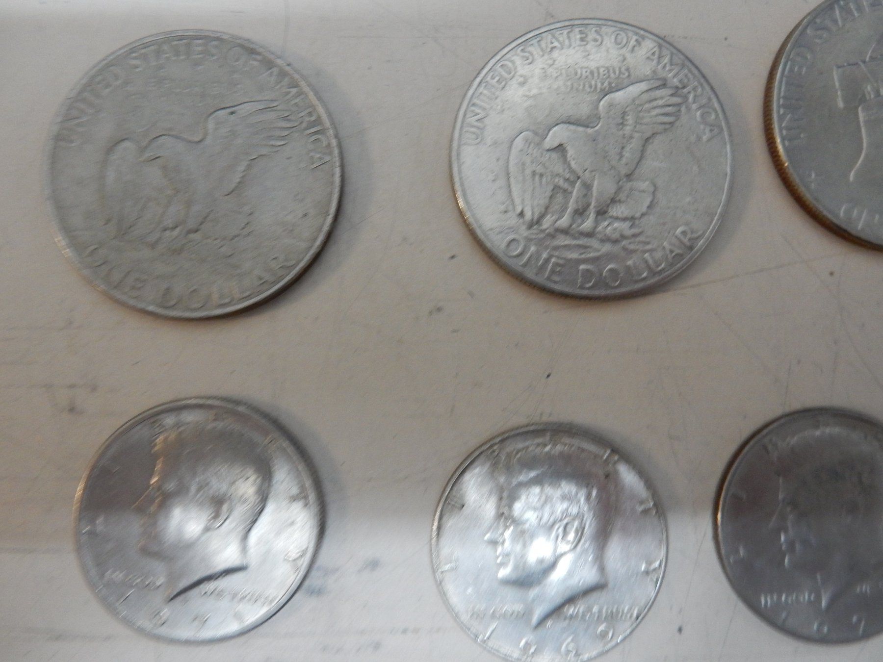 Toutes les monnaies: Dollar Münzen 1Dollar  1/2 Dollar – D'occasion à Watt par Mariposa49 4