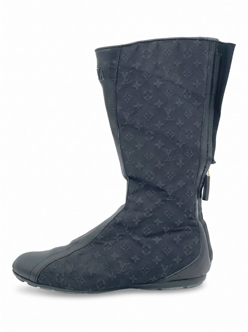 Louis Vuitton Chaussures femmes: Louis Vuitton Monogram Mini Lin Stiefel EU 36.5 Schwarz – D'occasion à Zürich par shoe_shop