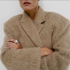 Profile image of MinimalistDressing