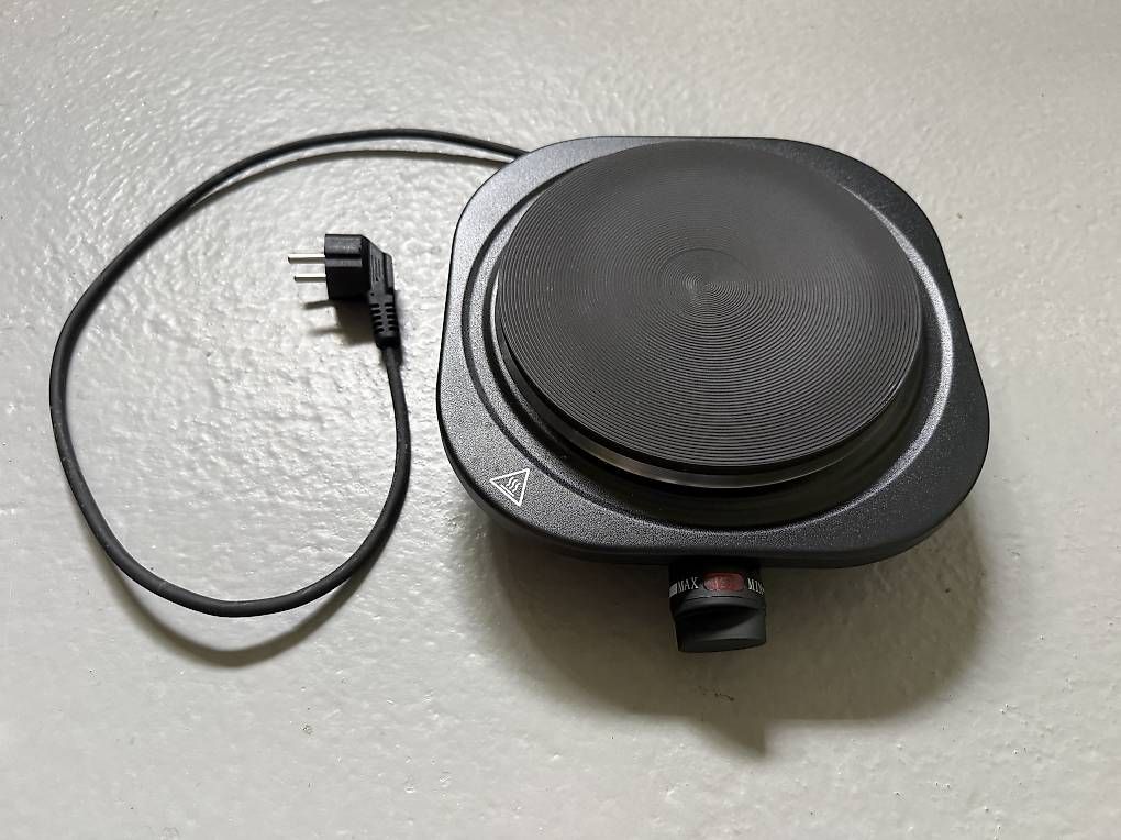 Servierplatten: Kochplatte Elektrisch 1500 W – Gebraucht aus Uster von den_9jkr