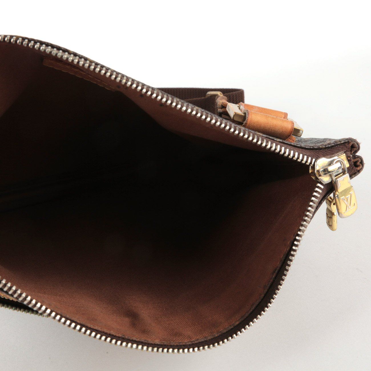 Louis Vuitton Borse: Sac Bosphore en toile monogram Louis Vuitton – Usato da Delémont venduto da Le38.shop 7