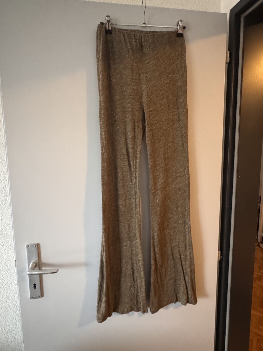 Leggings: Pantalon d'intérieur doux et confortable - Taille s – Usato da La Chaux-de-Fonds venduto da Sabinchenn 1