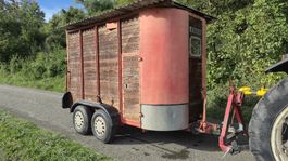 Tiertransporter, Pferdeanhänger