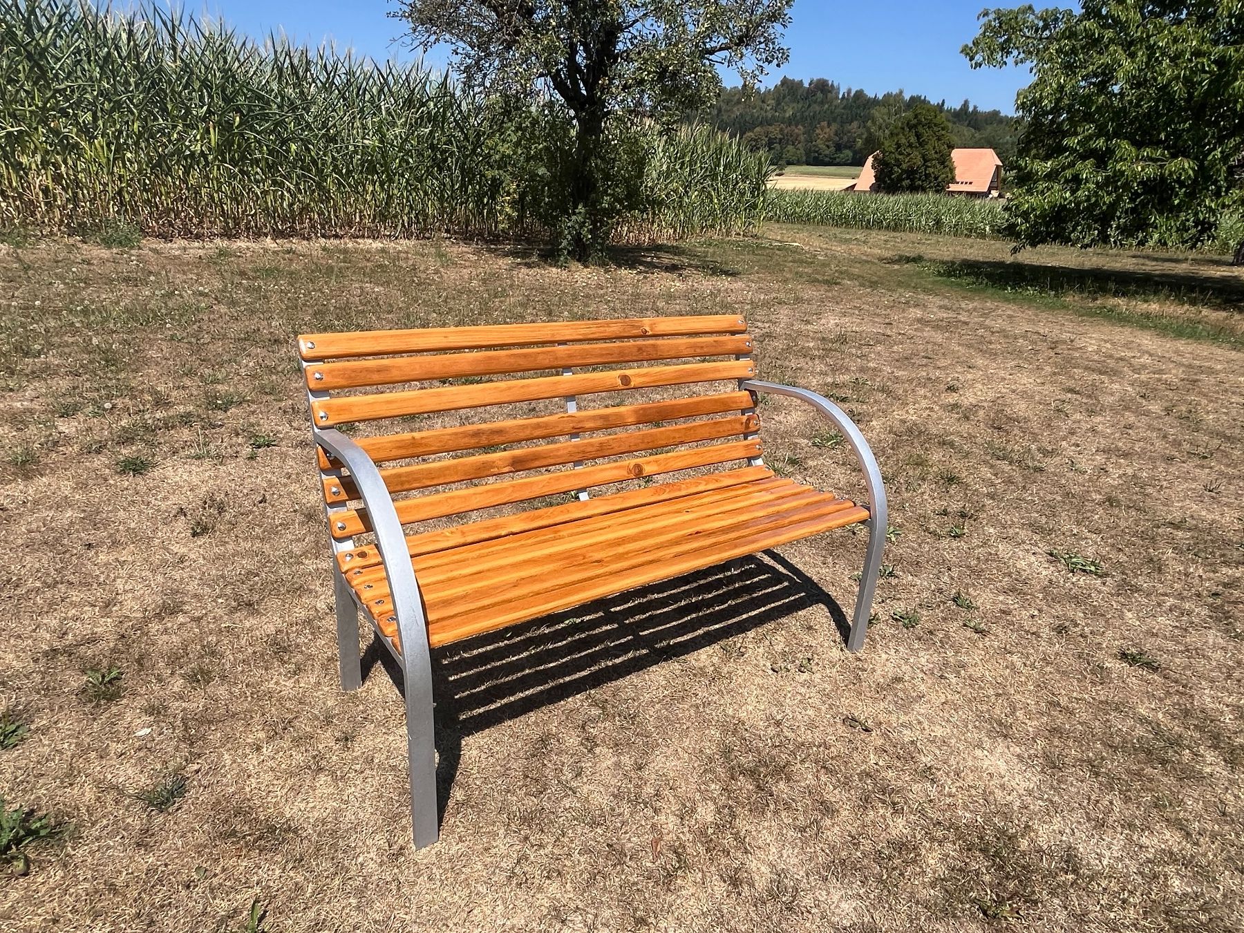 Bancs: Gartenbank Restauriert – D'occasion à Allmendingen b. BE par juair 7