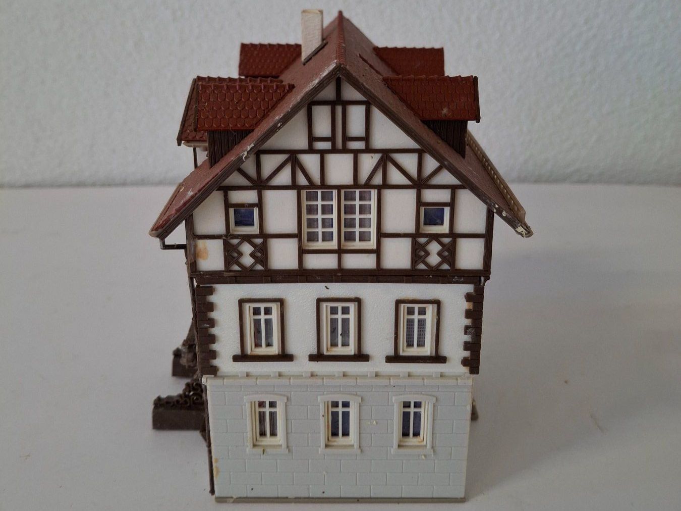 Vollmer Modellini di ferrovie: Modellhaus China Town Restaurant - Vollmer – Usato da Reichenburg venduto da AK307 1