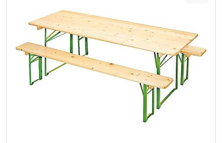 Tables: Table et bancs  – D'occasion à La Sagne VD par eclectus