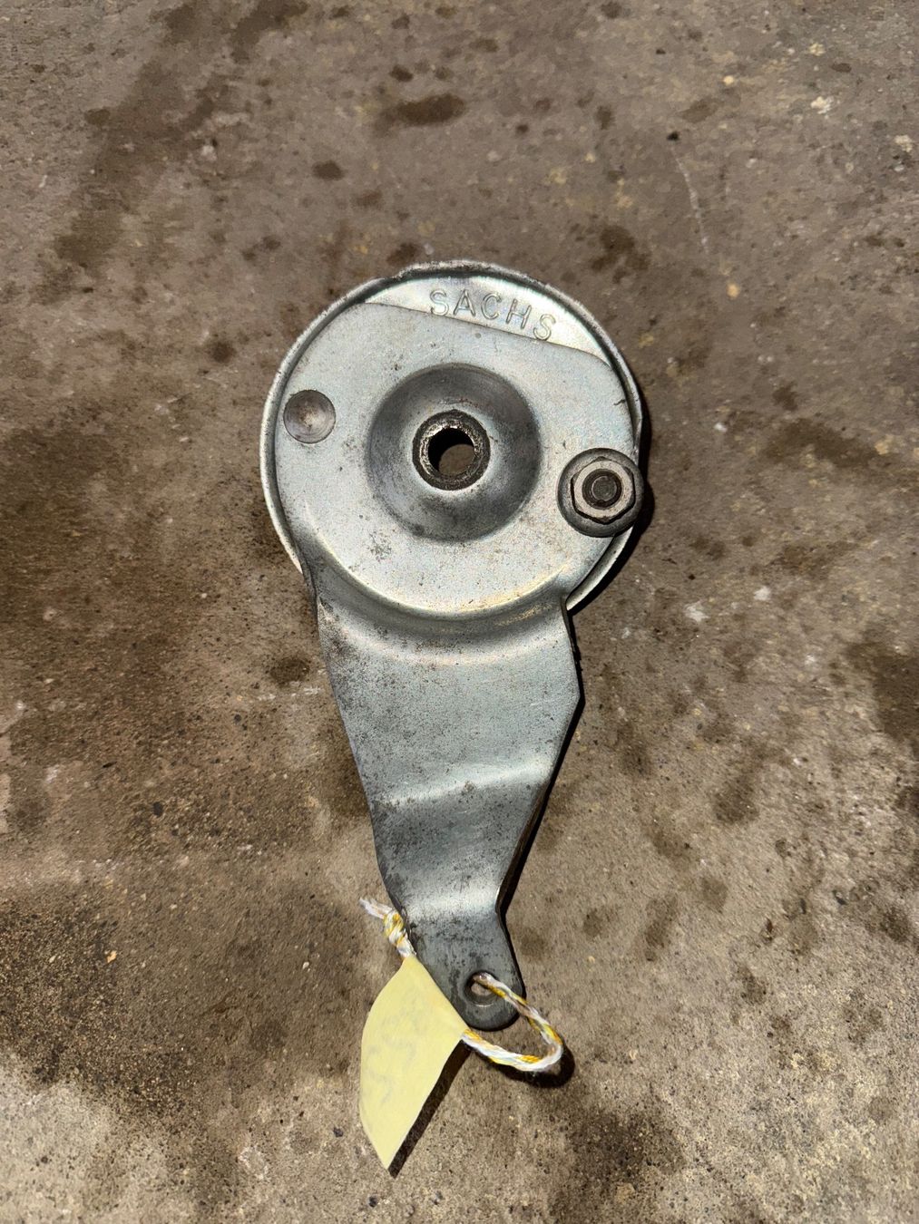 Sachs Mofa-Ersatzteile: Sachs Mofa Rücktritt Bremsankerplatte – Gebraucht aus Fahrni b. Thun von berger_tuning34 2