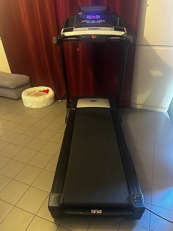 Kit di costruzioni: ELECTRIC TREADMILL PEGASUS TORNADO MT-648 - 2,75HP – Usato da Versoix venduto da mic_z7c9 2