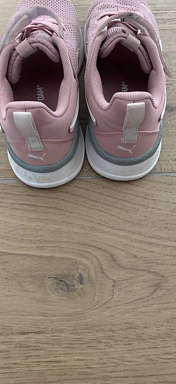 Schuhe für Mädchen: Sneakers  – Gebraucht aus Basel von Frani010 2