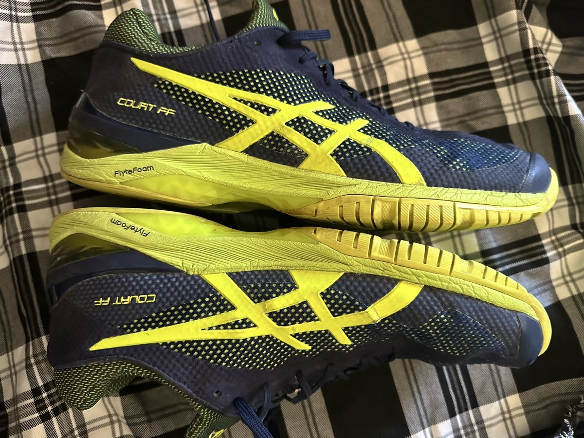 Asics Chaussures hommes: ASICS Turnschuhe gr 45 – D'occasion à Uster par bek_v2ct 5