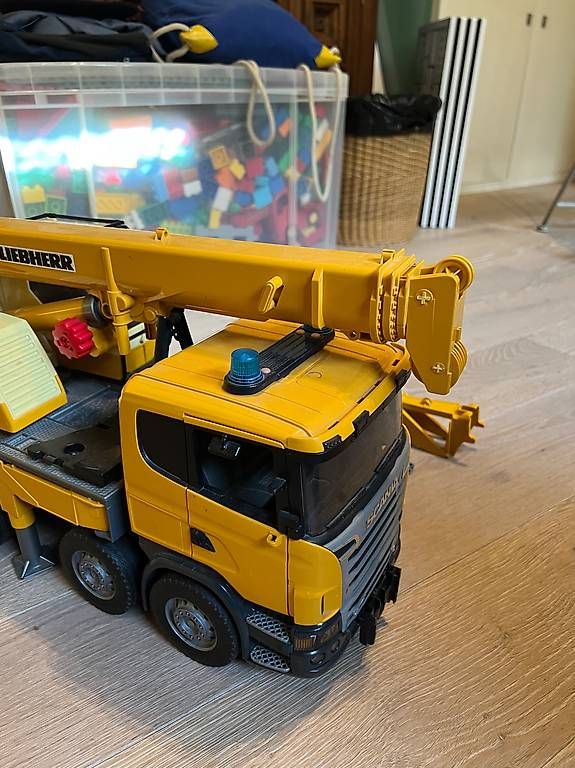 Jouets: Bruder Kranlastwagen – D'occasion à Cazis par Sibrag 1
