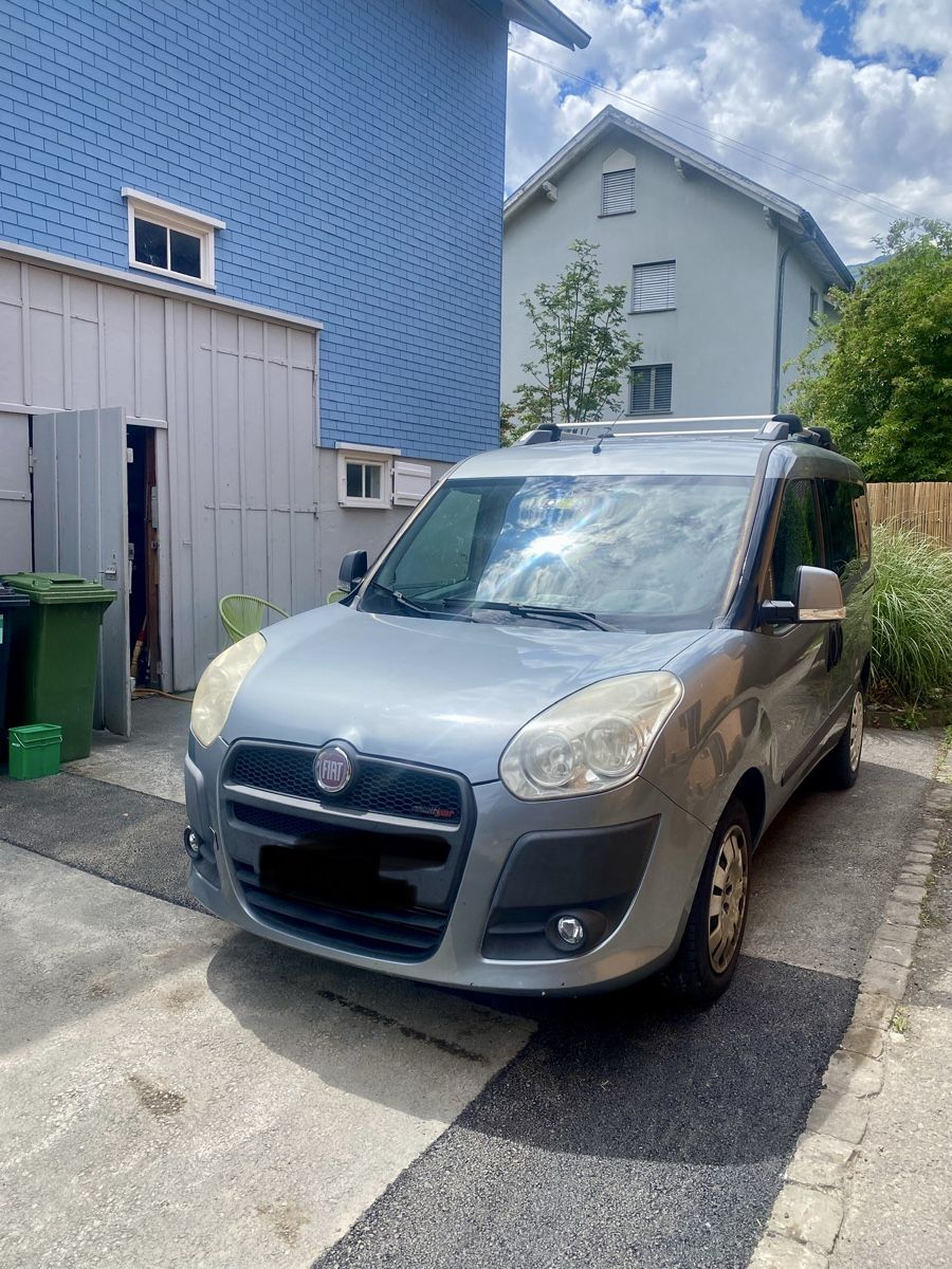 Fiat Autos: Fiat Doblo  7 Plätzer – Défectueux à Buchs SG par sunnna