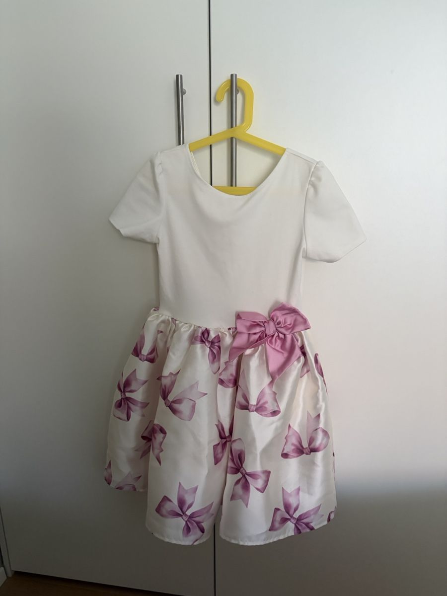 H&M Kleider & Röcke: H&M kleid 134/140 – Gebraucht aus Zufikon von pau_dj5m