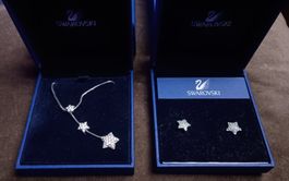 Swarovski Set Stern Halskette & Ohrstecker mit Box