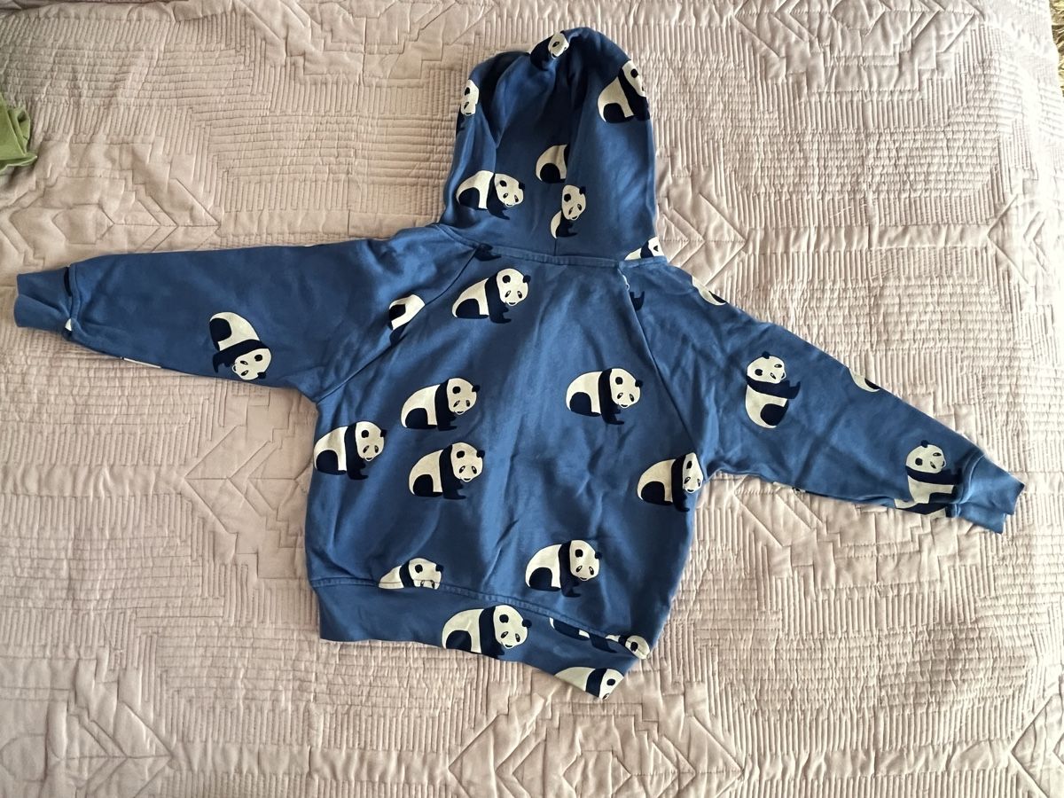 H&M Maglioni & Felpe: Fünf gebrauchte Pullover ohne Flecken  – Usato da Wettingen venduto da epe_9vbf 4