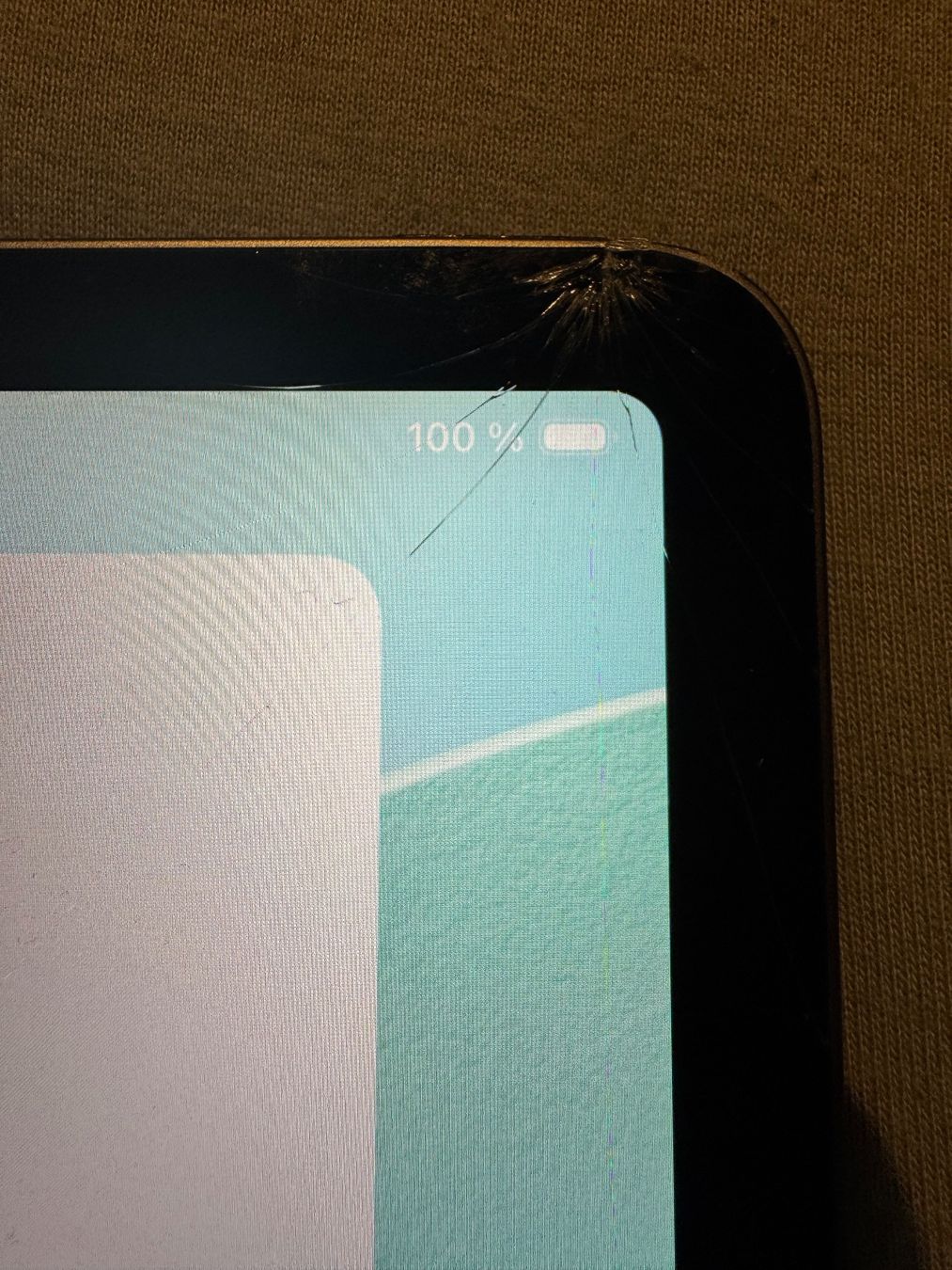 Apple Tablettes PC: iPad Air 4 Generation – Défectueux à Adliswil par Busys 1