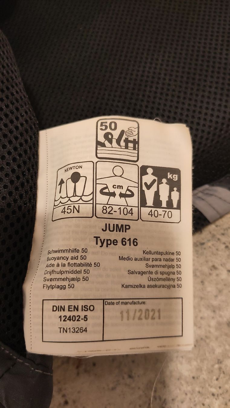 Giubbotti di salvataggio: 2 Schwimmwesten für Kinder, 40-70Kg – Nuovo (secondo la descrizione) da Sarmenstorf venduto da jas_7vpq 1