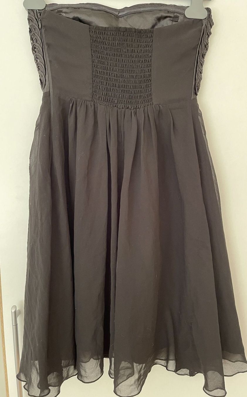 Kleider: Jolie Robe de cocktail noir – Gebraucht aus Genève von Annilu 2