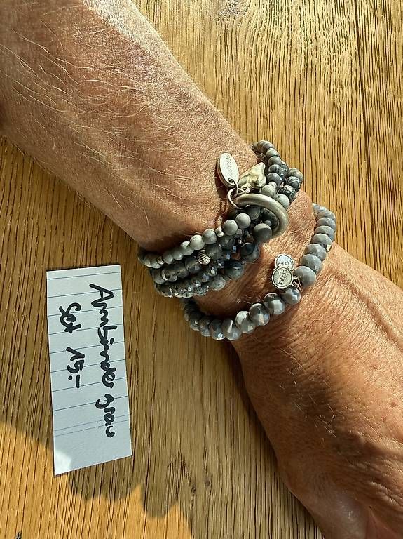 Altri gioielli: Armbänder Glitzer in grau – Usato da Triesen venduto da yas_bmn6 1