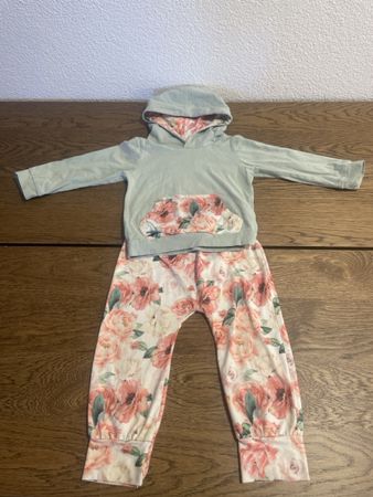 Kinder Set Pullover mit Kapuze und Hose Blumen Gr. 18-24M
