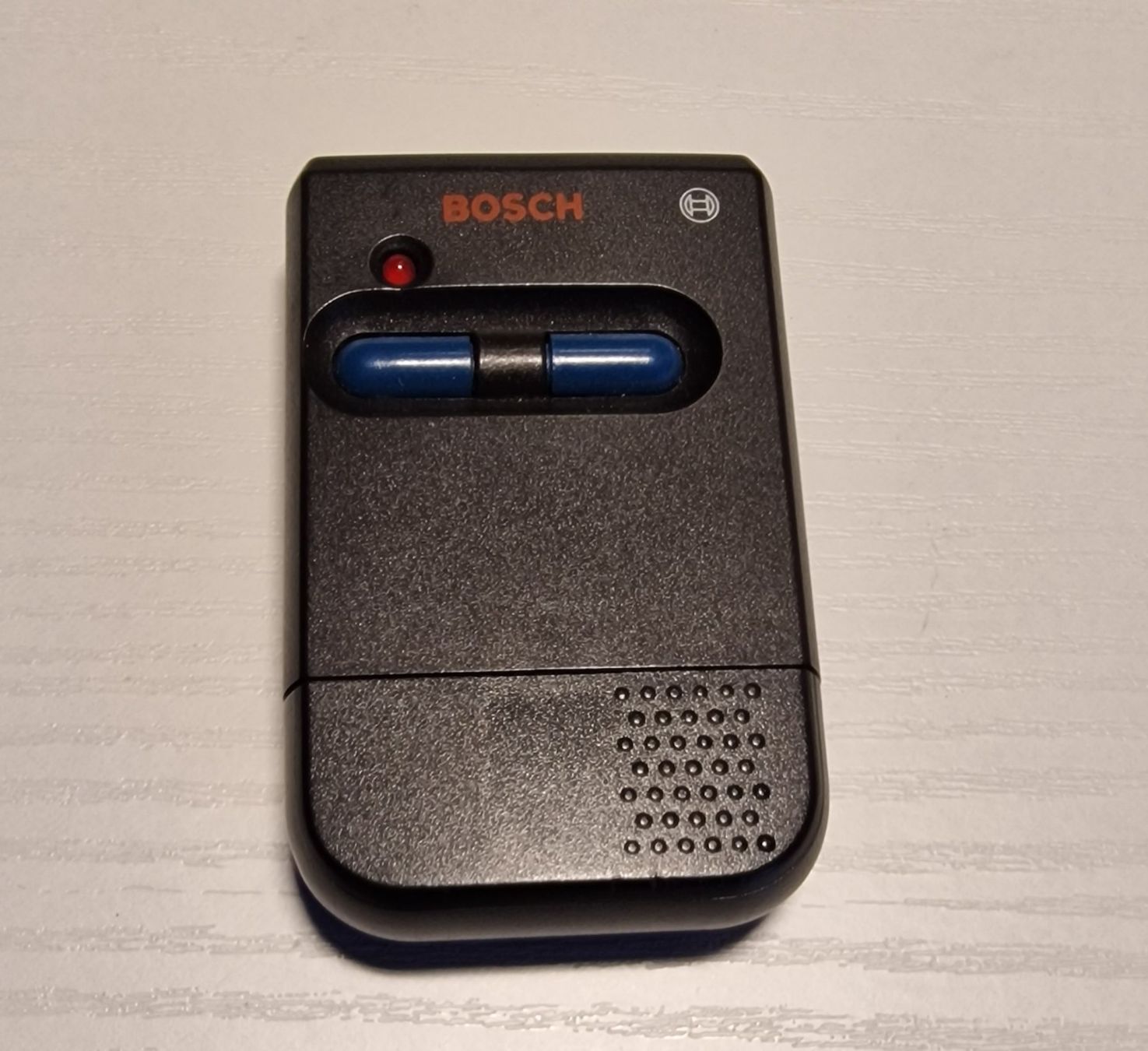 Bosch Telecomandi: Bosch Garagentoröffner Handsender – Usato da Bassersdorf venduto da ciao555