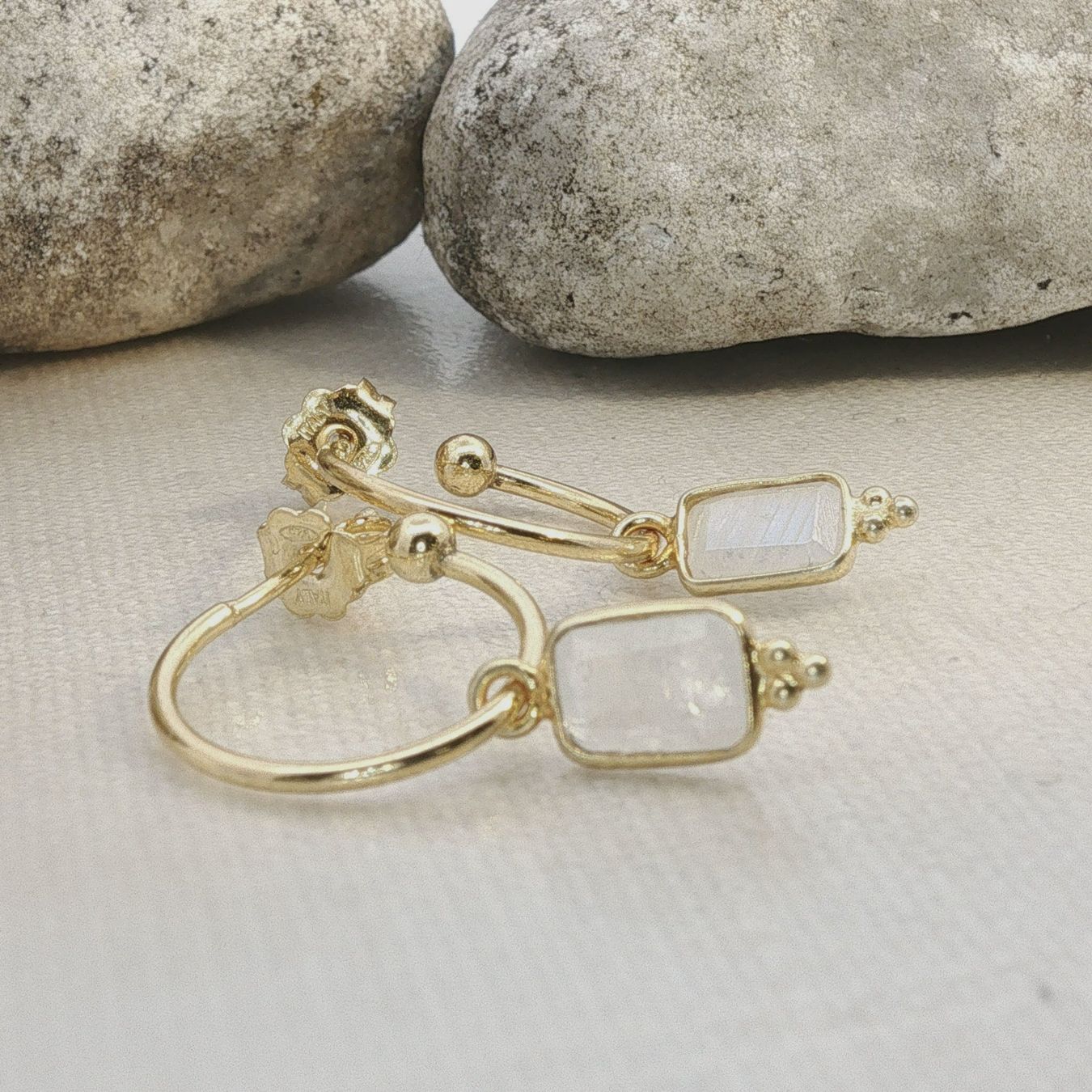 Olga Ribler Orecchini pendenti & Orecchini a lobo: Sterling Silber 925 Halbcreolen mit Mondstein – Nuovo (secondo la descrizione) da Luzern venduto da Schmuckoutlet 5