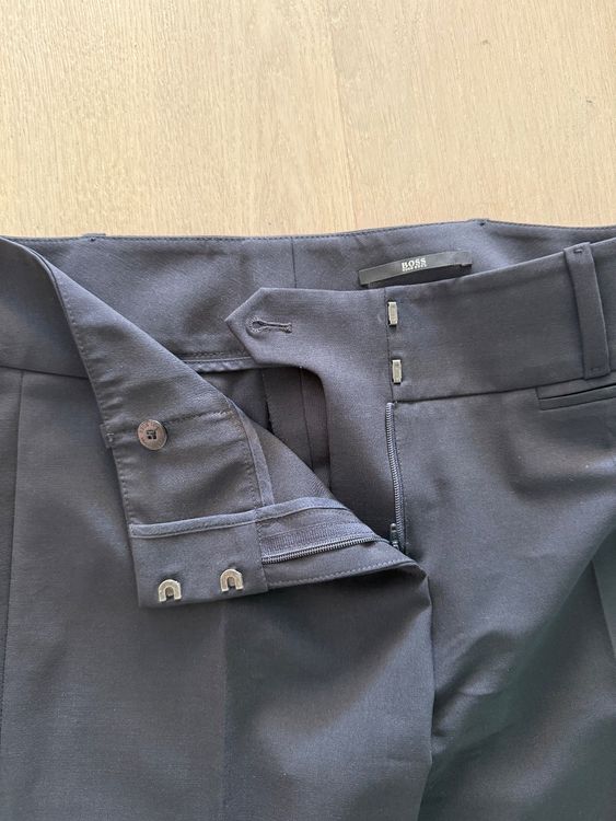 Hugo Boss Ensembles & Tailleurs: Eleganter Boss Damen Hosenanzug – D'occasion à Wilen b. Wollerau par cho_7k6w 5