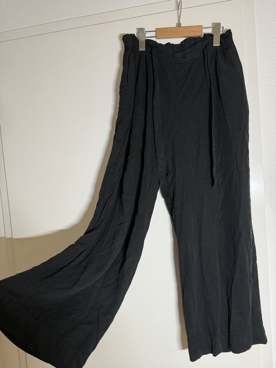 H&M Pantalons: Summer black light pants – D'occasion à Zürich par Lorena.rgg 1