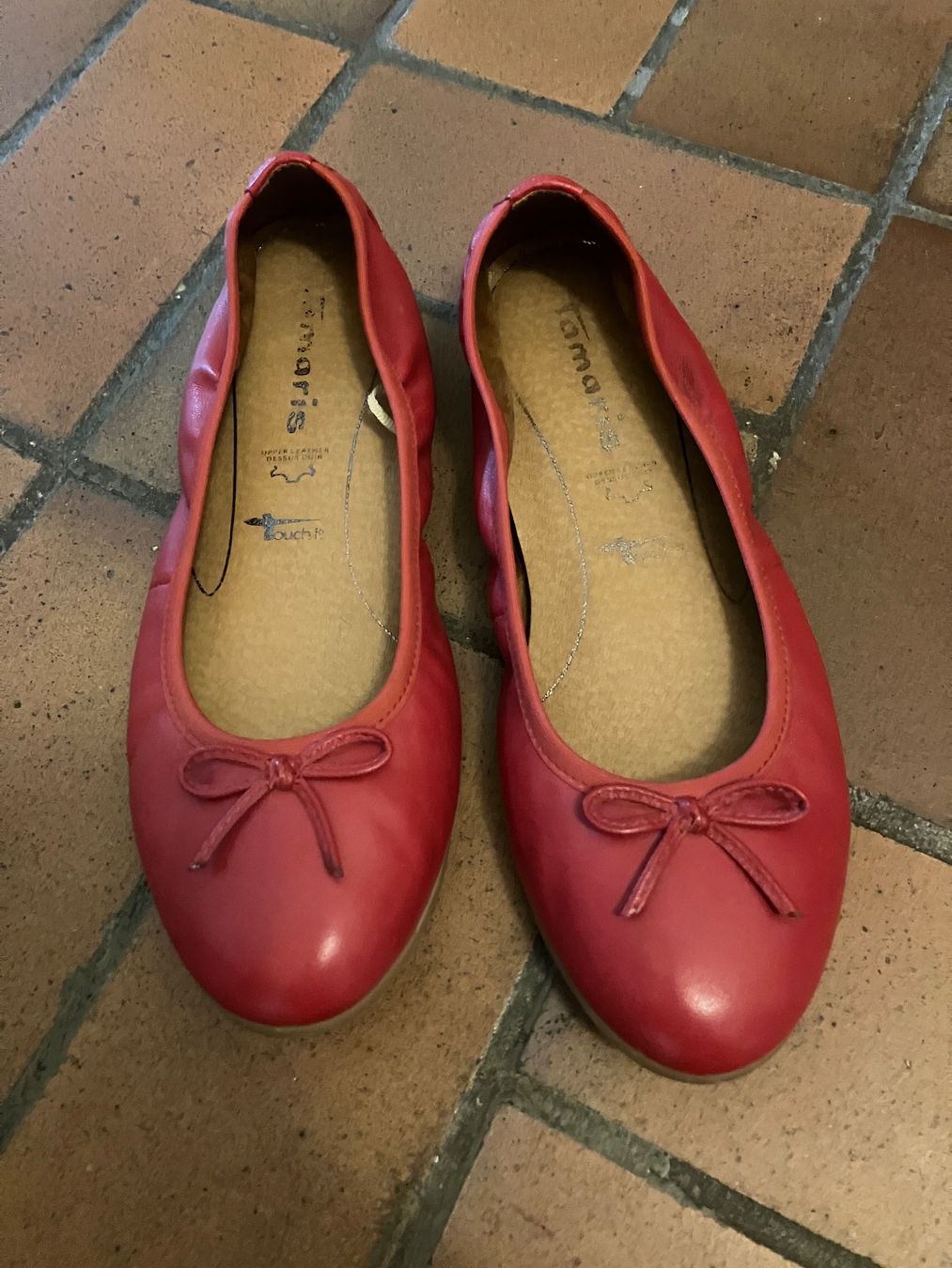 Tamaris Scarpe da donna: Ballerinas von Tamaris Gr. 38 – Usato da Basel venduto da Hamburg82