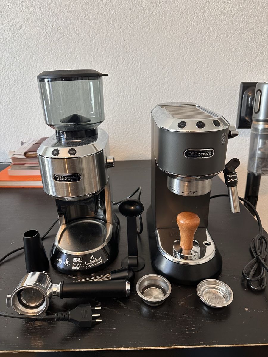 De'Longhi Macchine per caffè & Macchine per espresso: DeLonghi Dedica complete barista set – Usato da Uster venduto da sil_6ndz