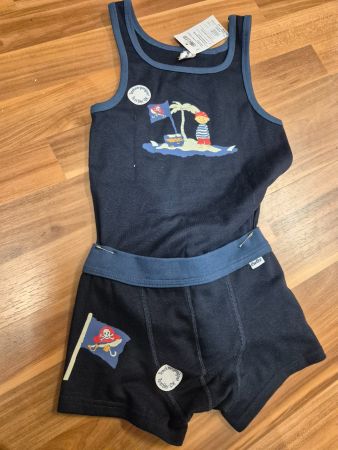 Unterwäsche pants und Unterleibchen 140 b16